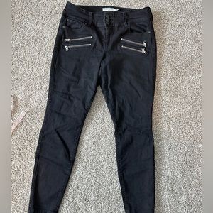 Torrid size 14 skinny jeans- high stretch zip detail